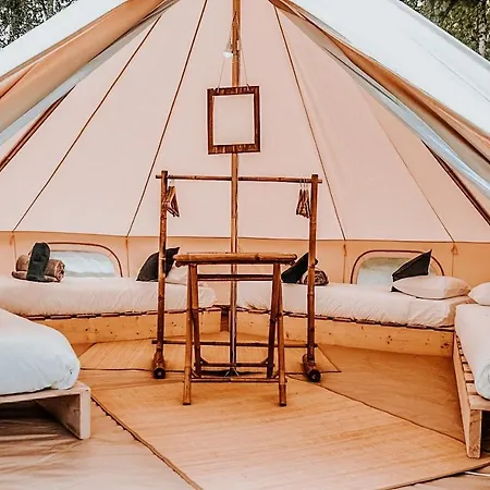 Lodg'Ing Nature Camp Dordogne * Lacave (Lot)