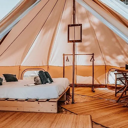 Lodg'Ing Nature Camp Dordogne Lüks kamp alanı *
